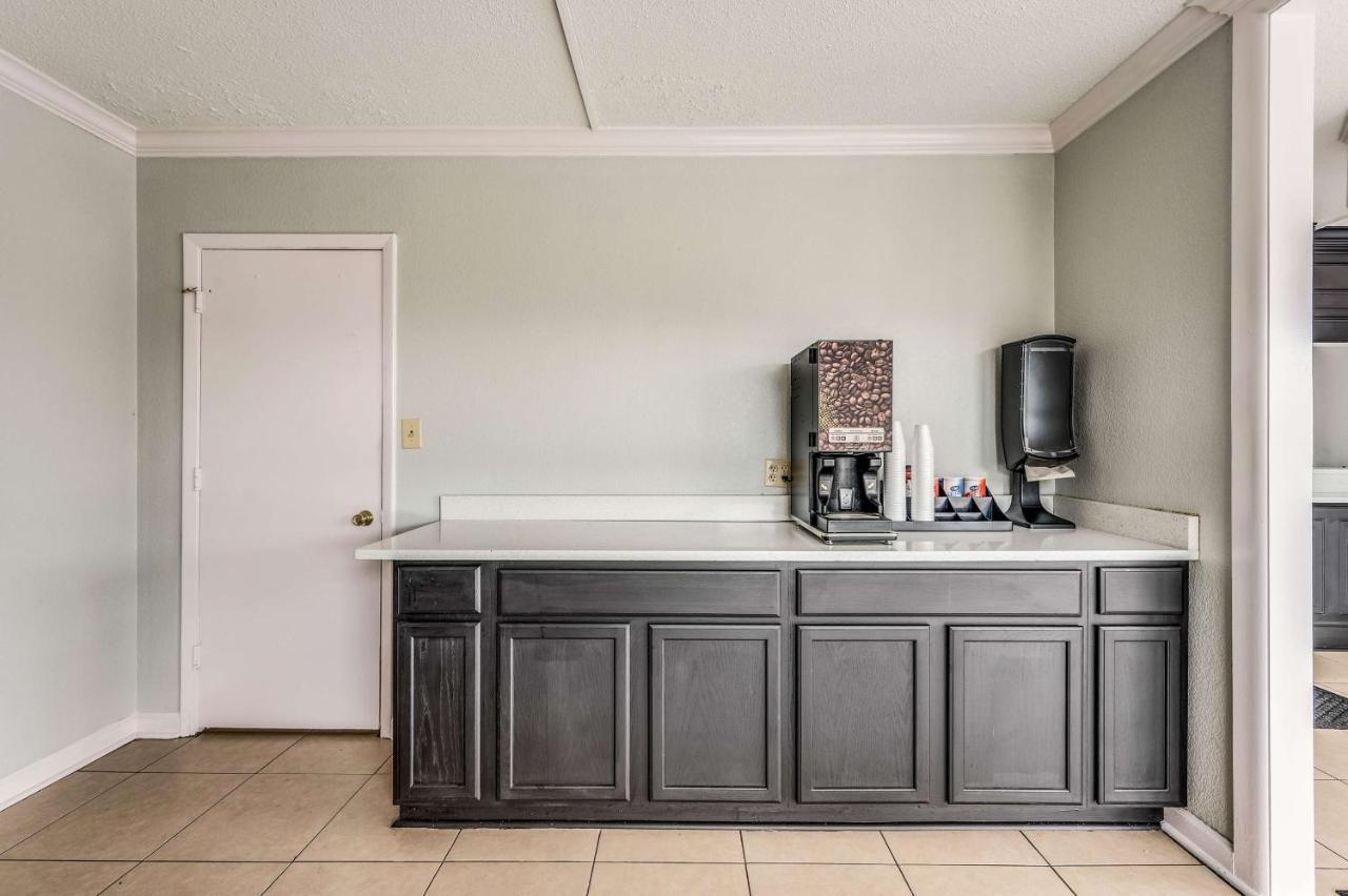 Motel 6-Tupelo, Ms - Downtown Luaran gambar
