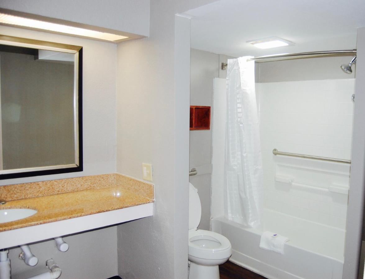 Motel 6-Tupelo, Ms - Downtown Luaran gambar
